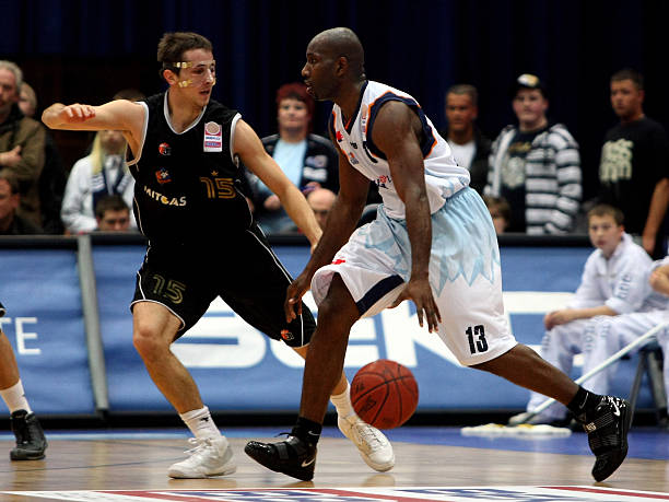 驱动下的被 驱动下的被